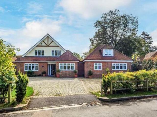 House for sale in Surrey