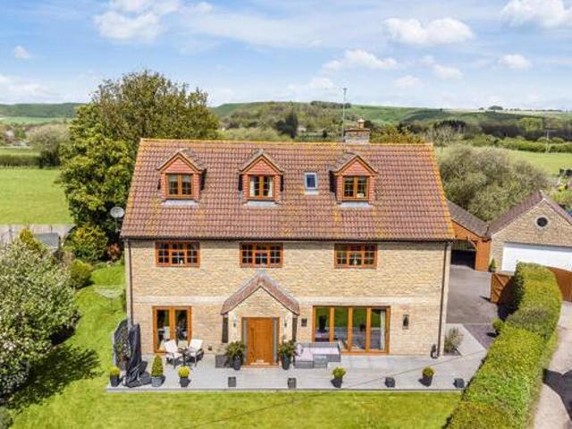 House for sale in Warminster, Wiltshire
