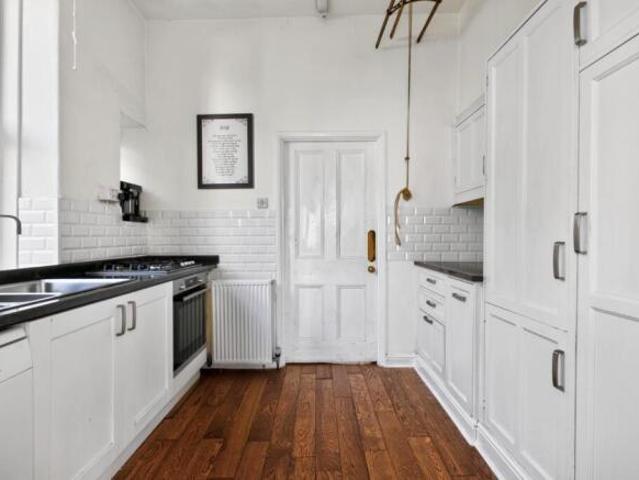 House for sale in Broomhill, South Yorkshire