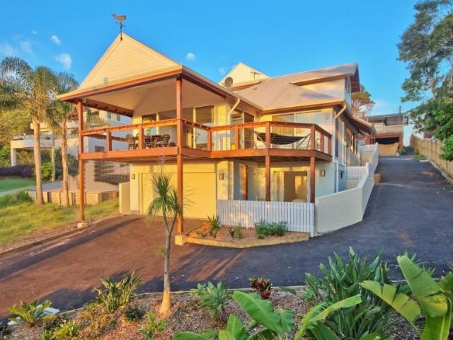 House for rent in Forresters Beach, Central Coast Council