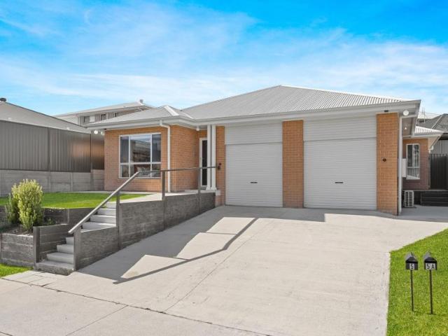 House for sale in The Glades, Gosford