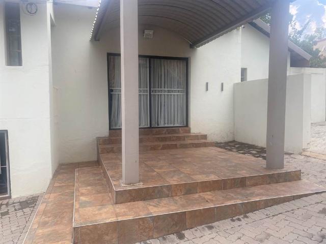 House for sale in Waterkloof, Gauteng