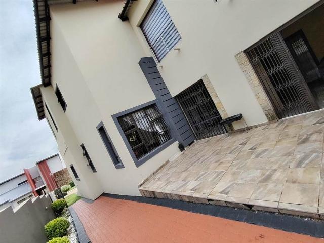 House for sale in Waterkloof, Gauteng