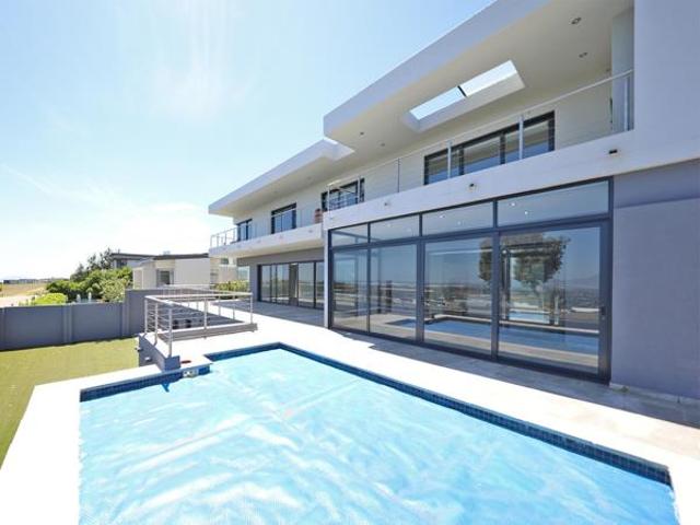 House for sale in Cape Town, Western Cape