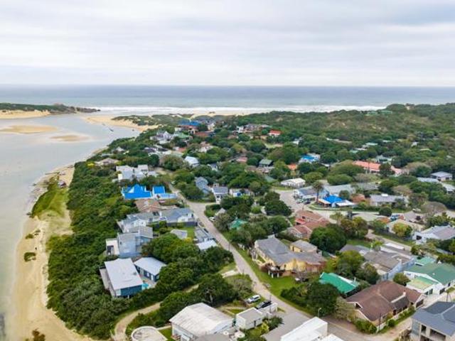 House for sale in Bushmans River Mouth, Eastern Cape