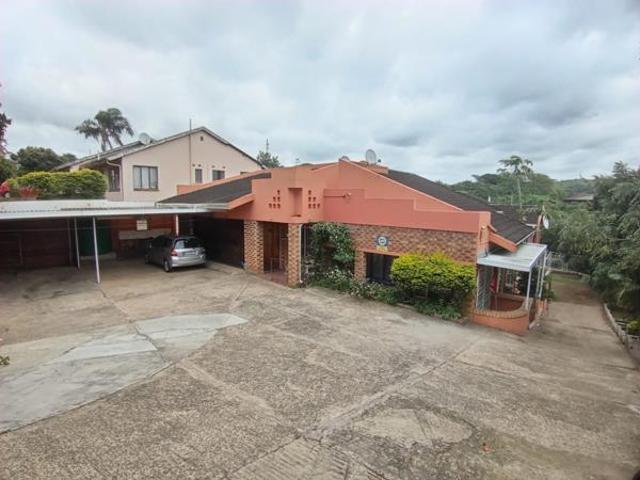House for sale in Mount Moreland, Kwazulu-natal