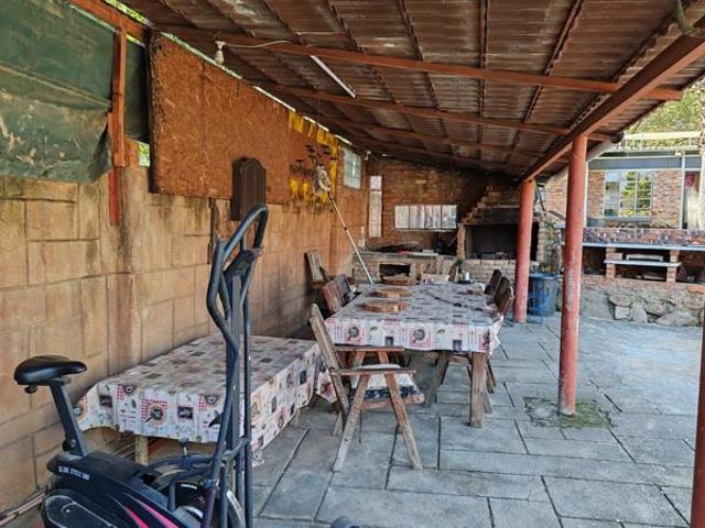House for sale in Hartbeespoort Dam Nature Reserve, North West