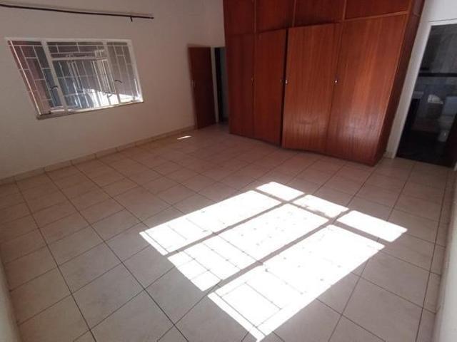 House for rent in Waterkloof, Gauteng