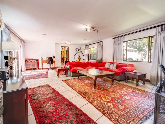 House for sale in Johannesburg, North & Sandton