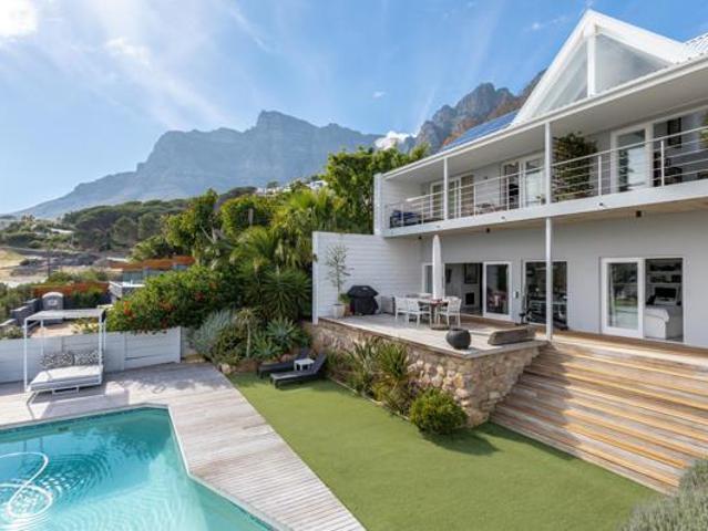 House for sale in Cape Town, Western Cape