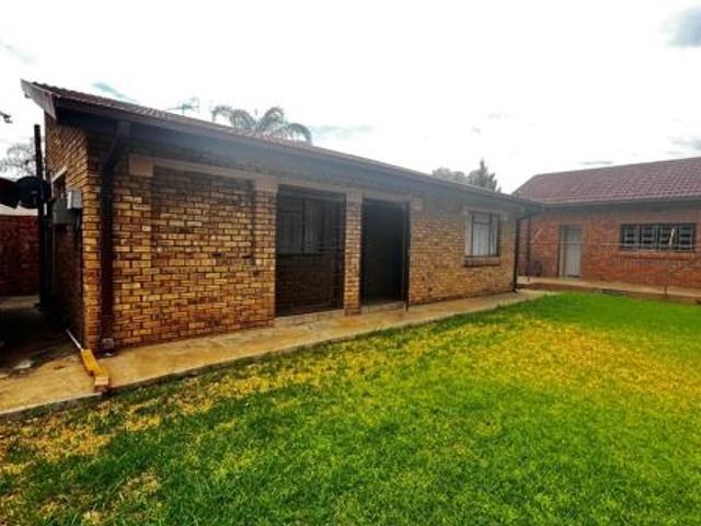 House for sale in Frances Baard, Northern Cape