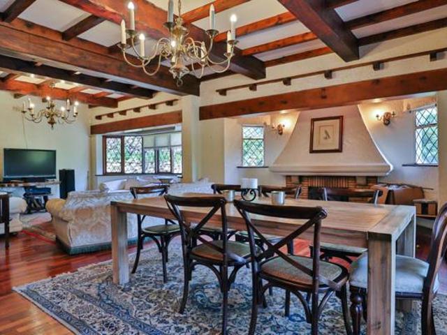 House for sale in Cape Town, Western Cape