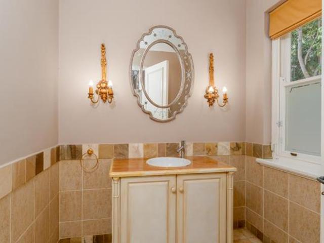 House for sale in Cape Town, Western Cape