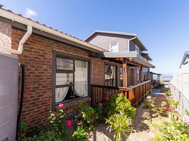 House for sale in Groot Brak Rivier, Western Cape