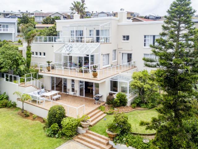 House for sale in Groot Brak Rivier, Western Cape