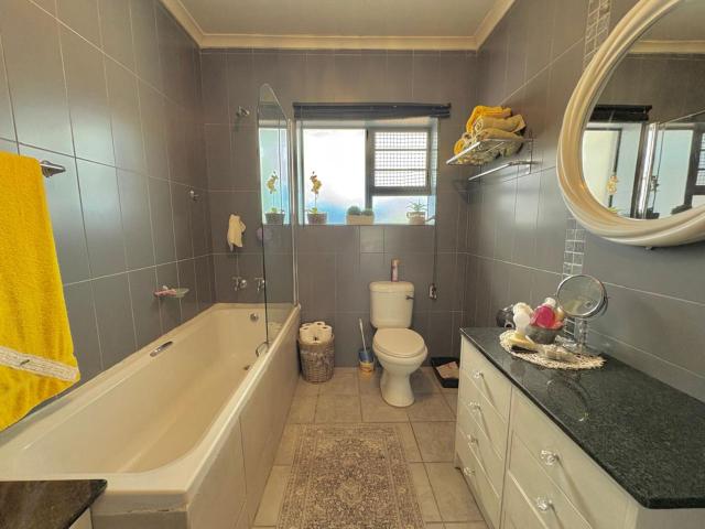 House for sale in Groot Brak Rivier, Western Cape