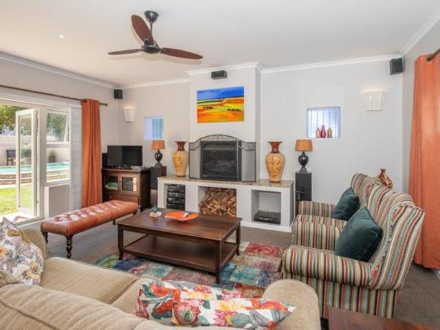 House for sale in Cape Town, Western Cape