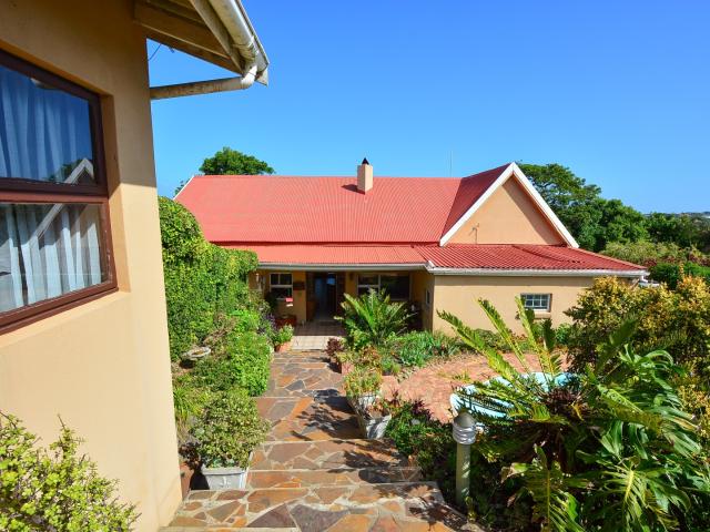 House for sale in Bushmans River Mouth, Eastern Cape