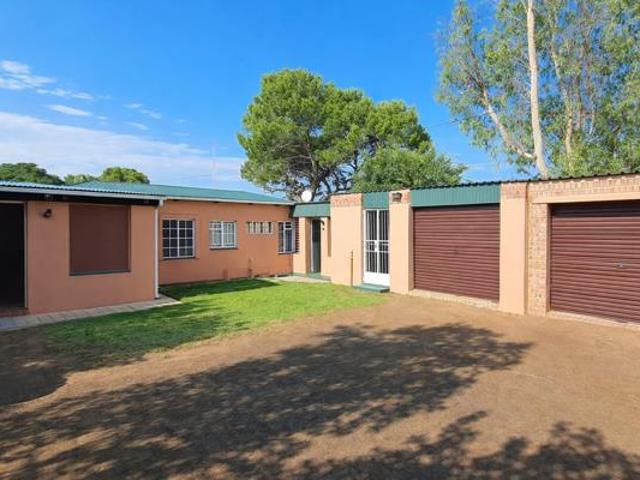 House for sale in Xhariep District Municipality, Free State