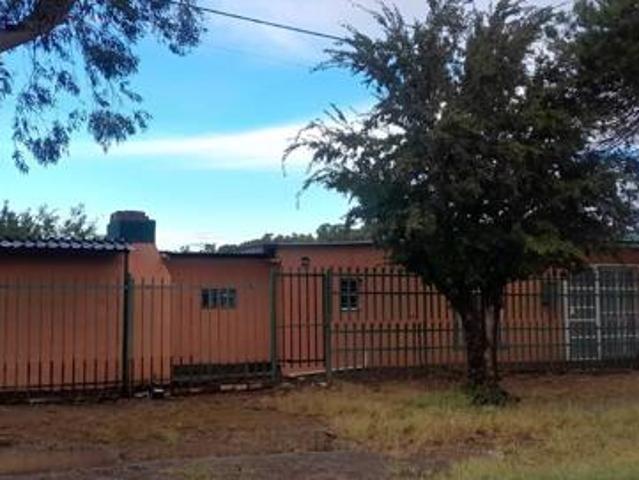House for sale in Xhariep District Municipality, Free State
