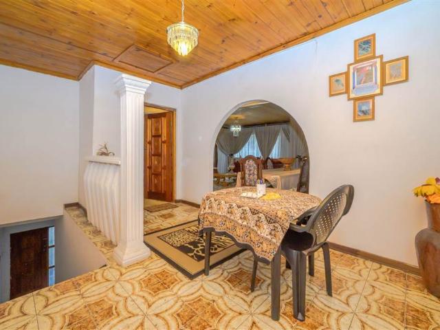 House for sale in Mount Moreland, Kwazulu-natal