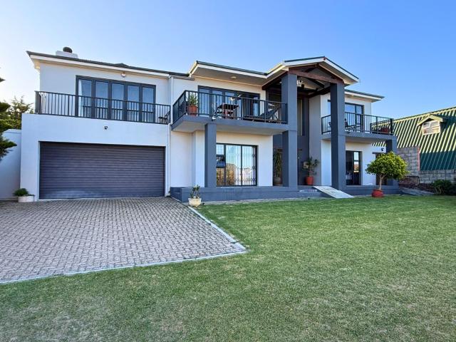 House for sale in Baardskeerdersbos, Western Cape