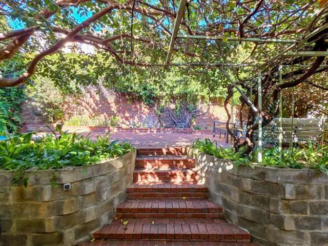 House for sale in Cape Town, Western Cape