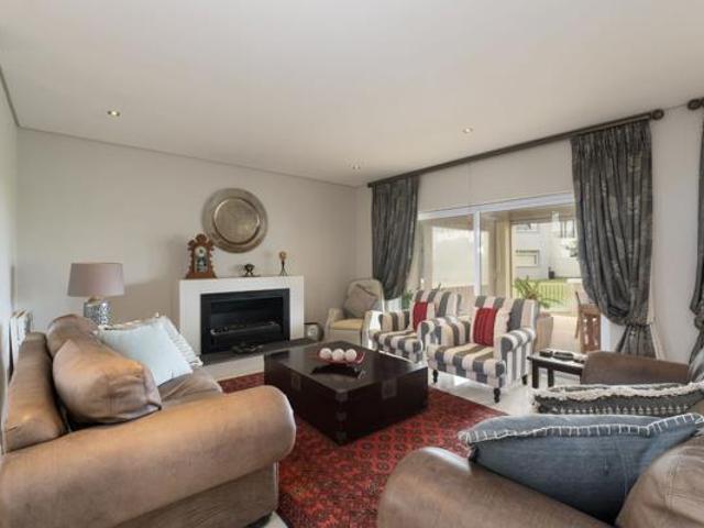 House for sale in Cape Town, Western Cape