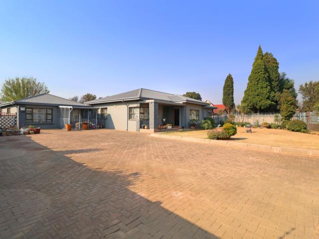 House for sale in Nooitgedacht, Gauteng