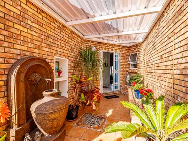 House for sale in Nelson Mandela Bay Ward 18, Nelson Mandela Bay Metropolitan Municipality