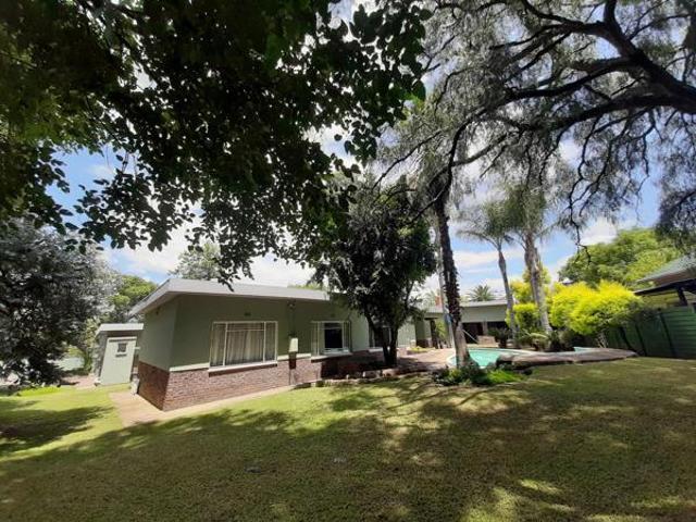 House for sale in Newcastle Local Municipality, Amajuba District Municipality