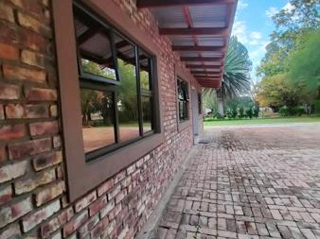 House for sale in Frances Baard, Northern Cape