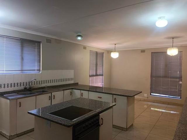House for sale in UMhlathuze Municipality, Kwazulu-natal