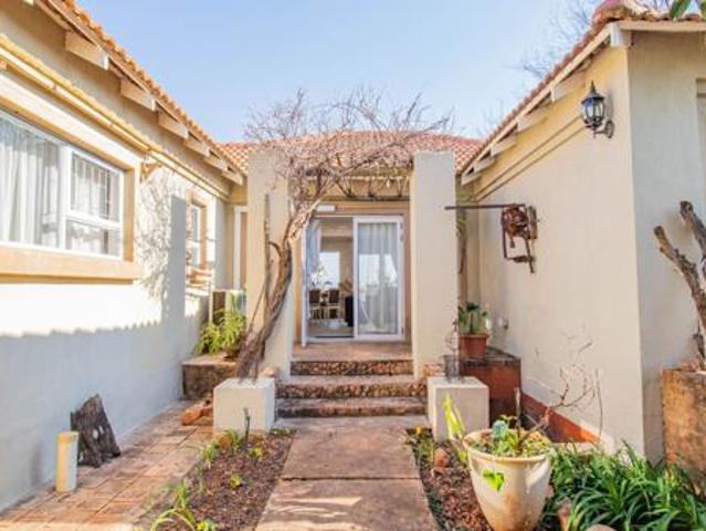 House for sale in North West