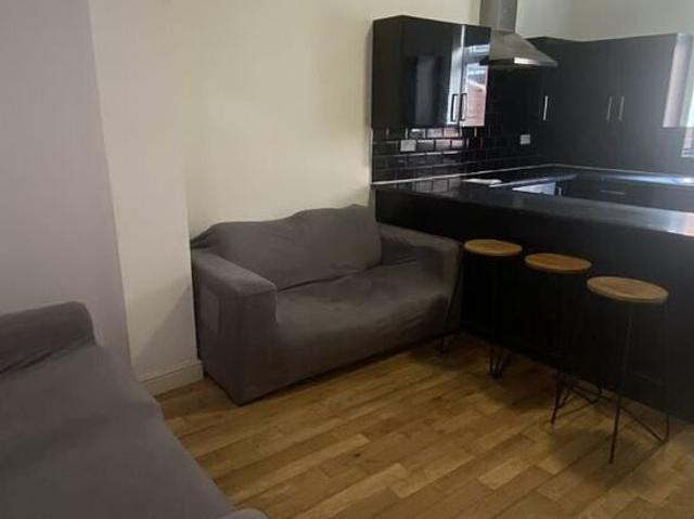 House for rent in Woodhouse, West Yorkshire