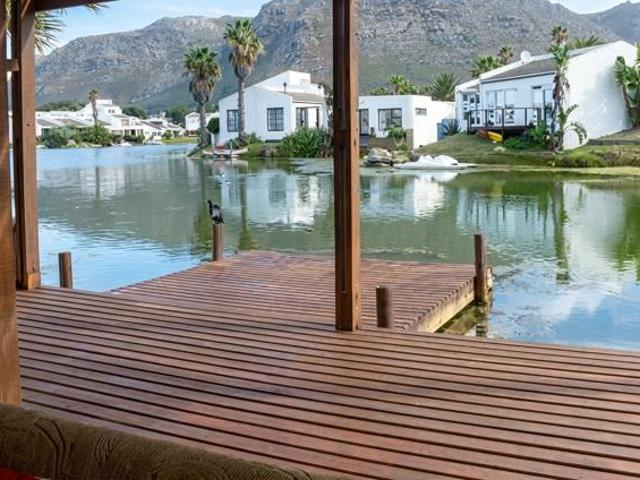 House for sale in Cape Town, Western Cape