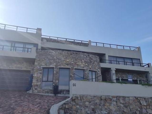 House for sale in Bushmans River Mouth, Eastern Cape