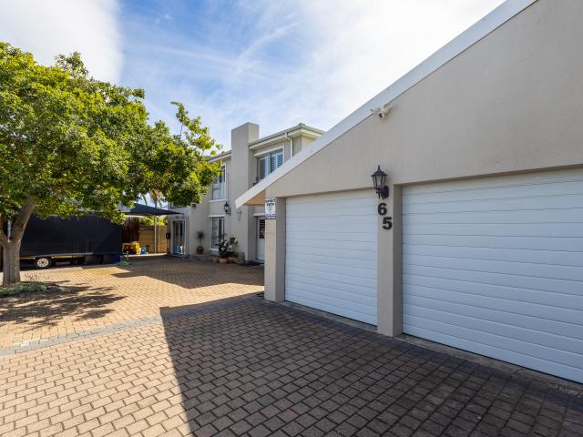 House for sale in Monte Vista, City of Cape Town