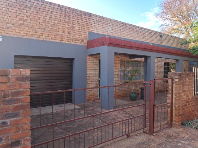 House for sale in Naboomspruit, Limpopo