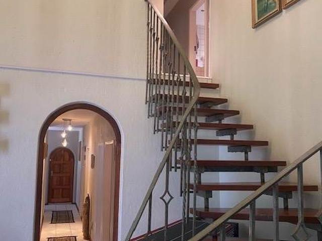 House for sale in Johannesburg, East