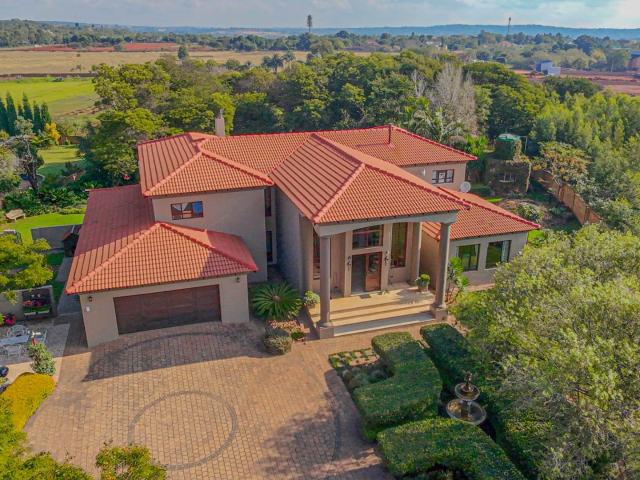 House for sale in Waterkloof, Gauteng
