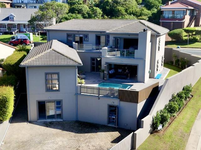 House for sale in Groot Brak Rivier, Western Cape