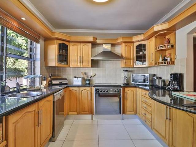 House for sale in Cape Town, Western Cape
