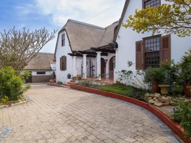 House for sale in Cape Town, Western Cape
