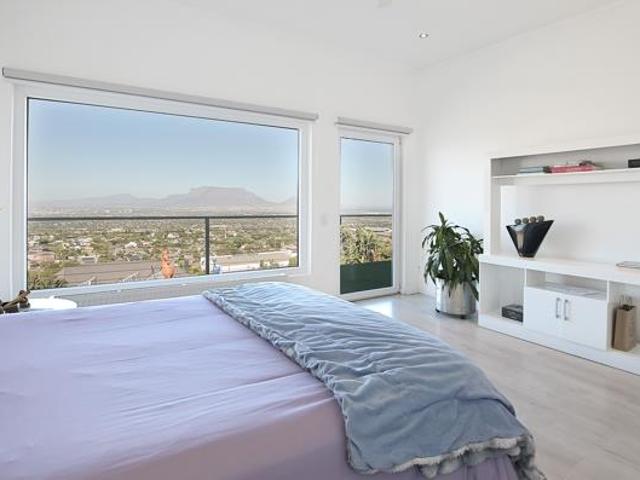 House for sale in Cape Town, Western Cape