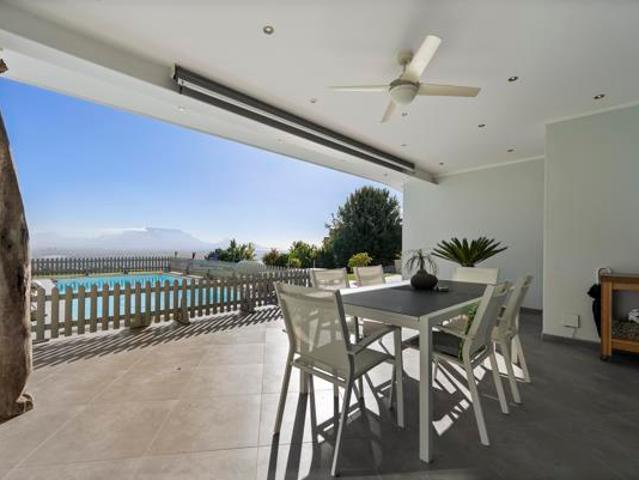 House for sale in Cape Town, Western Cape