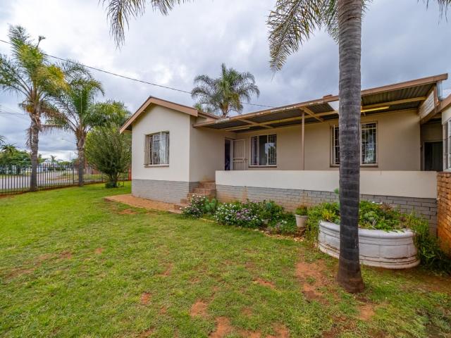 House for sale in Waterkloof, Gauteng