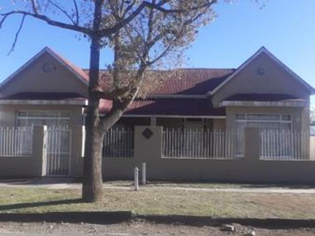 House for sale in Queenstown, Eastern Cape