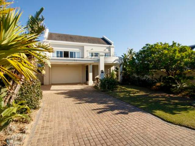 House for sale in Bushmans River Mouth, Eastern Cape