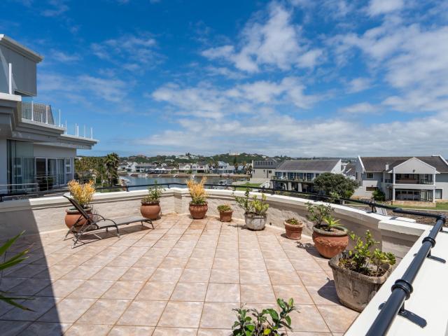 House for sale in Bushmans River Mouth, Eastern Cape